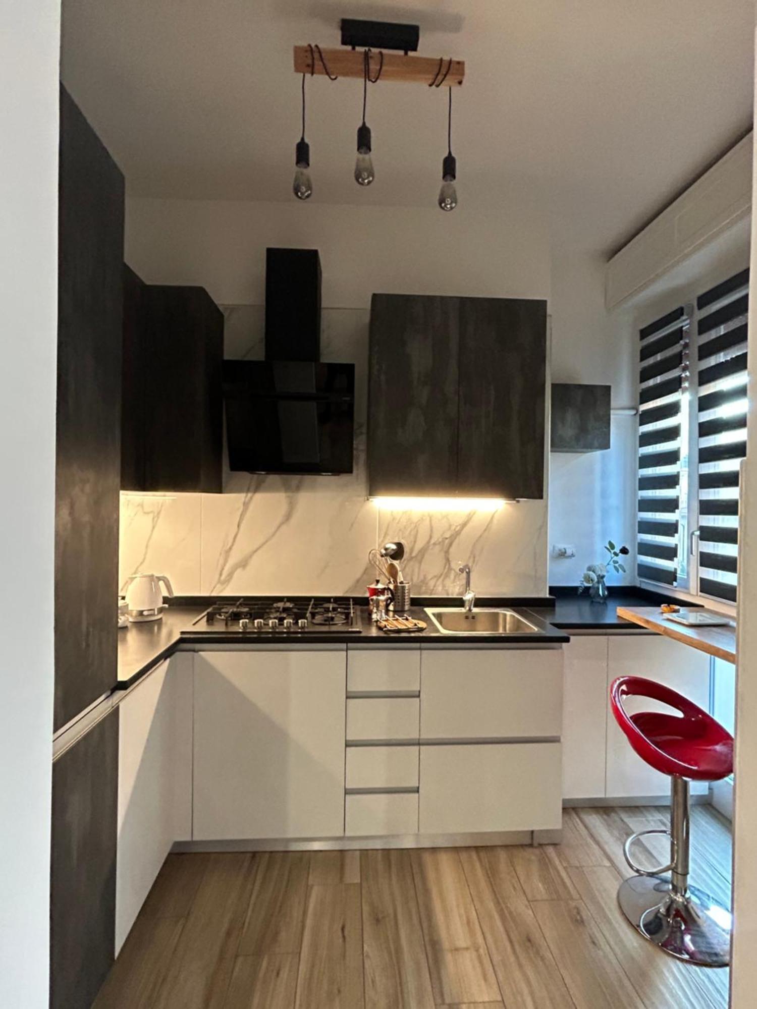 Il Tortellino Vagante - Elegant Apartment Modena Buitenkant foto